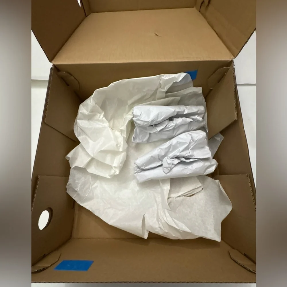 COLUMBIA SNOWTREKKER II BOOT BOX - EMPTY BOX ONLY